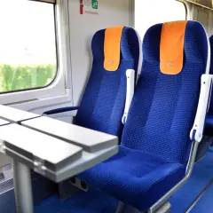 Bilet PKP Intercity od 14 zł? Sprawdź, jak oszczędzać na podróży!