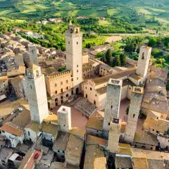Gdzie zjeść w San Gimignano? Odkryj najlepsze restauracje i smaki