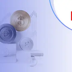 Monety z symbolami euro, dolara i funta szterlinga na tle wykresu. Logo XTB sugeruje poziom depozytu.