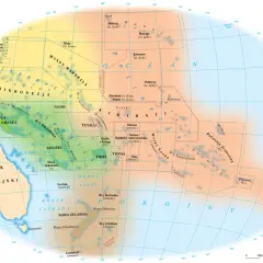 Mapa przedstawia kraje Oceanii, w tym Mikronezję, Polinezję i Melanezję, z zaznaczonymi wyspami i państwami.