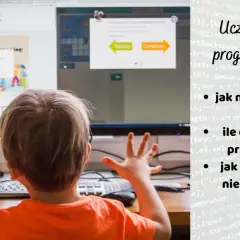 Chłopiec uczy się programowania dla dzieci. Widok zza pleców na ekran komputera z kodem i grą edukacyjną.