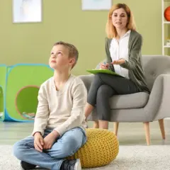 Zaburzenia SI – co to jest, objawy i skuteczne terapie dla dzieci
