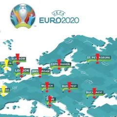 Mapa Europy z zaznaczonymi miastami, gdzie było Euro 2020: Londyn, Glasgow, Dublin, Amsterdam, Kopenhaga, Petersburg, Monachium, Budapeszt, Bukareszt, Baku, Bilbao i Rzym.