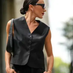 Jak stylizować kamizelkę damską, by zawsze wyglądać modnie i elegancko?