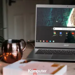 Chromebook co to? Acer z systemem Chrome OS, idealny do pracy i nauki online. Na biurku obok kubka i rośliny.