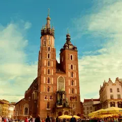 Ile trwa msza święta w niedziele? Sprawdź, co wpływa na czas trwania