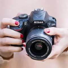 Jak wybrać idealny obiektyw do Nikona D3400? Praktyczne porady i rekomendacje