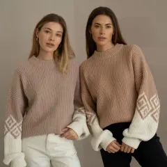Jak nosić sweter damski: stylowe porady na każdą okazję