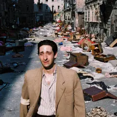 Pianista aktor: jak Adrien Brody zmienił się dla roli Władysława Szpilmana