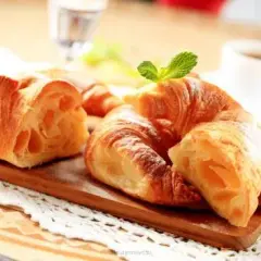 Jaka mąka do ciasta francuskiego? Wybierz idealną i piecz jak mistrz!