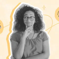 Joven pensativa con balanza y firma, reflexionando sobre una posible modificacion de contrato.