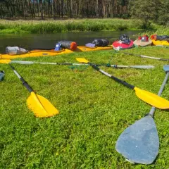 Podlasie kajakiem: Najlepsze trasy i jak zaplanować spływ