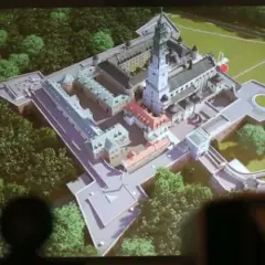 Kiedy powstał klasztor na jasnej górze i co go wyróżnia?