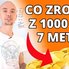 Jak zainwestować pieniądze? Mężczyzna z tatuażami na ręce wyjaśnia 7 metod na pomnożenie 1000 zł.