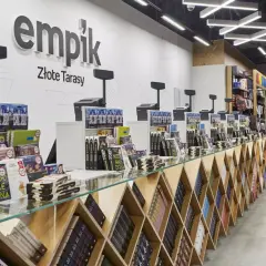 W Empiku Złote Tarasy znajdziesz książki i artykuły kreatywne. Płatność PayPo ułatwi Ci zakupy.