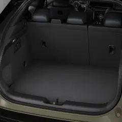 Maletero vacío del Mazda MX-30, listo para tus viajes. Conoce las medidas para optimizar tu carga.