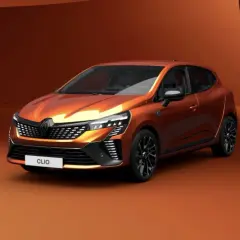 La nouvelle Renault Clio, avec sa couleur orange éclatante, est prête à conquérir les routes. Sa date de sortie approche, promettant un design audacieux et une technologie de pointe.