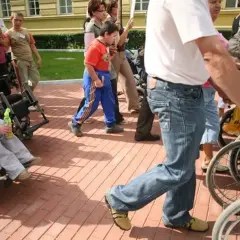 Czy opiekun osoby niepełnosprawnej może dorobić bez ograniczeń?