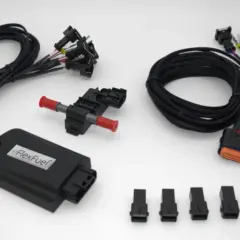 eFlexFuel-kit för att etanol konvertera din bil. Innehåller box, kablar och bränslekoppling.