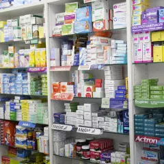 ¿Es posible en la farmacia de guardia comprar medicamentos sin receta?