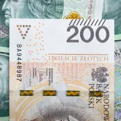 Ile się czeka na becikowe? Sprawdź terminy i uniknij opóźnień