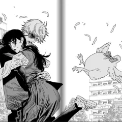 Chainsaw Man 2: Ein Mann umarmt eine Frau, während ein fliegendes Hühnchen mit Schleife im Hintergrund vorbeisaust. Federn schweben.