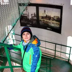 Ile schodów do latarni morskiej w Kołobrzegu? Przygotuj się na wspinaczkę