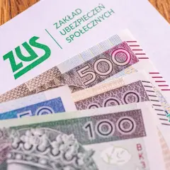 Ile 13 emerytury? Sprawdź, jak obliczyć netto i uniknąć podatku