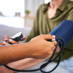 NLPZ a ciśnienie: Czy ibuprofen podnosi ciśnienie? Sprawdź!