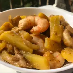 Deliciosas recetas de patatas con gambas que no querrás perderte
