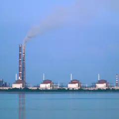 Elektrownie atomowe w Ukrainie: Co z Zaporożem i bezpieczeństwem Polski?
