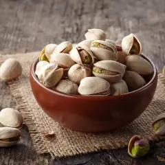 Odkryj świat pistacji: Gdzie rosną i jak rozpoznać najlepsze?