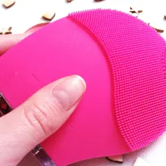 Dermofuture szczoteczka soniczna: Ładowanie i co, gdy nie działa?
