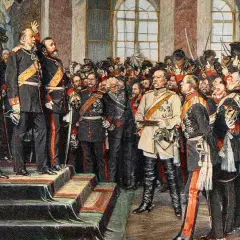Männer in Uniformen, die eine Zeremonie abhalten, symbolisieren die "politik der freien hand".