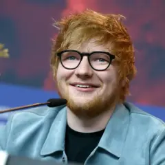 Z jakiego kraju pochodzi Ed Sheeran? Poznaj jego brytyjskie korzenie