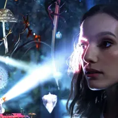 Dziewczyna w magicznym lesie z dmuchawcem i grzybami.
