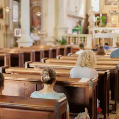 Ile trwa msza w Wielką Sobotę? Zaskakujące fakty o liturgii
