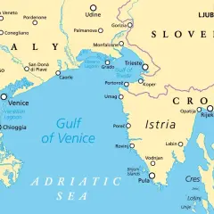 Mapa północnej Chorwacji i okolic, idealna na podróż samochodem. Zobacz Istrię, Rijekę i wyspy takie jak Krk czy Cres.