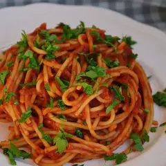 Ania gotuje sos do spaghetti: proste przepisy na pyszne sosy