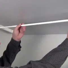 Jak zamontować suszarkę sufitową? Poradnik krok po kroku