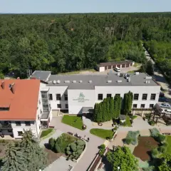Co zabrać do sanatorium w Jedlcu, by uniknąć problemów i stresu?