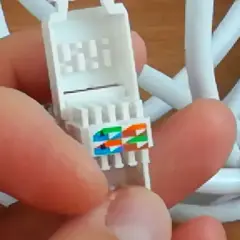 Jak podłączyć kabel telefoniczny 4 żyłowy do RJ45 bez błędów
