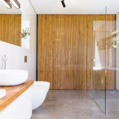 Badezimmer Platten statt Fliesen: Vorteile und einfache Installation