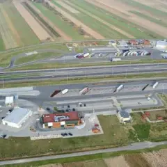 Co to jest mop na autostradzie? Kluczowe informacje i usługi