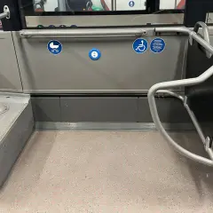 Jak dojechać z lotniska do Bari - tanie i szybkie opcje transportu