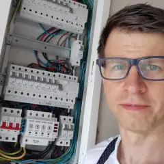 Elektryk podłączenie płyty indukcyjnej cena - Koszt podłączenia oraz cena indukcji