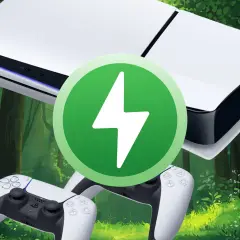 Konsola PS5 Digital i dwa kontrolery na tle lasu, z zieloną ikoną błyskawicy.