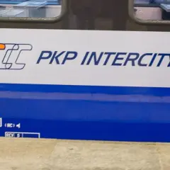 Czy można kupić bilet intercity w pociągu? Sprawdź zasady i kary