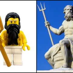 Lego-figuur met drietand naast een standbeeld van de griekse god van de zee, Poseidon.