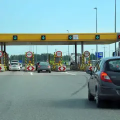 Koniec podróży autostradą A1. Opłaty Toruń - Gdańsk na bramkach poboru opłat.